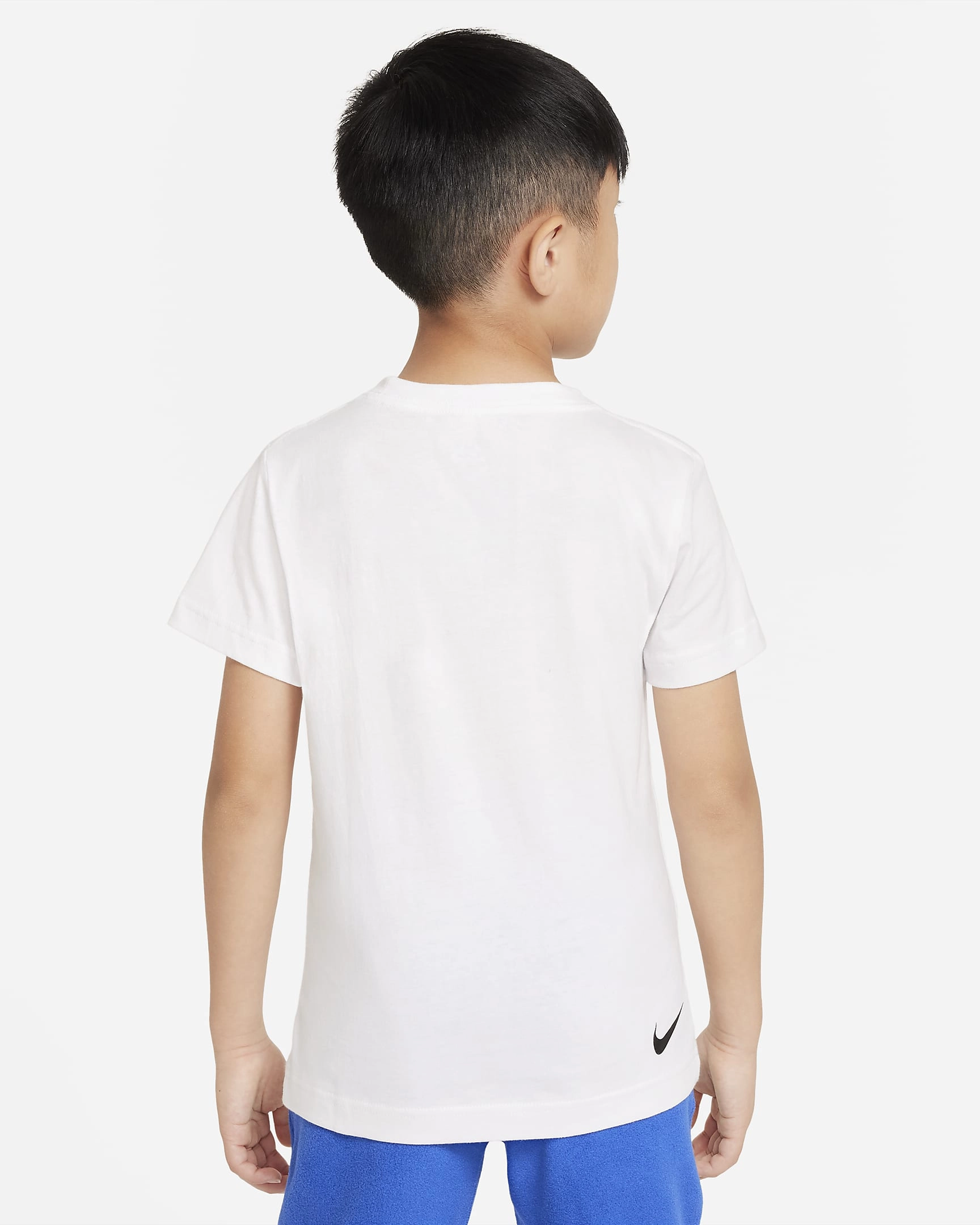 Nike ACG Mini Tee : L'aventure Commence Dès l'Enfance ! Confort et Style pour Petits Explorateurs